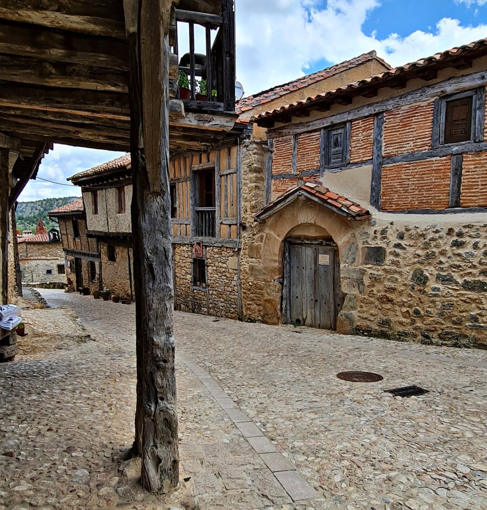 Qué ver en Calatañazor: donde la historia se detuvo entre murallas y leyendas
