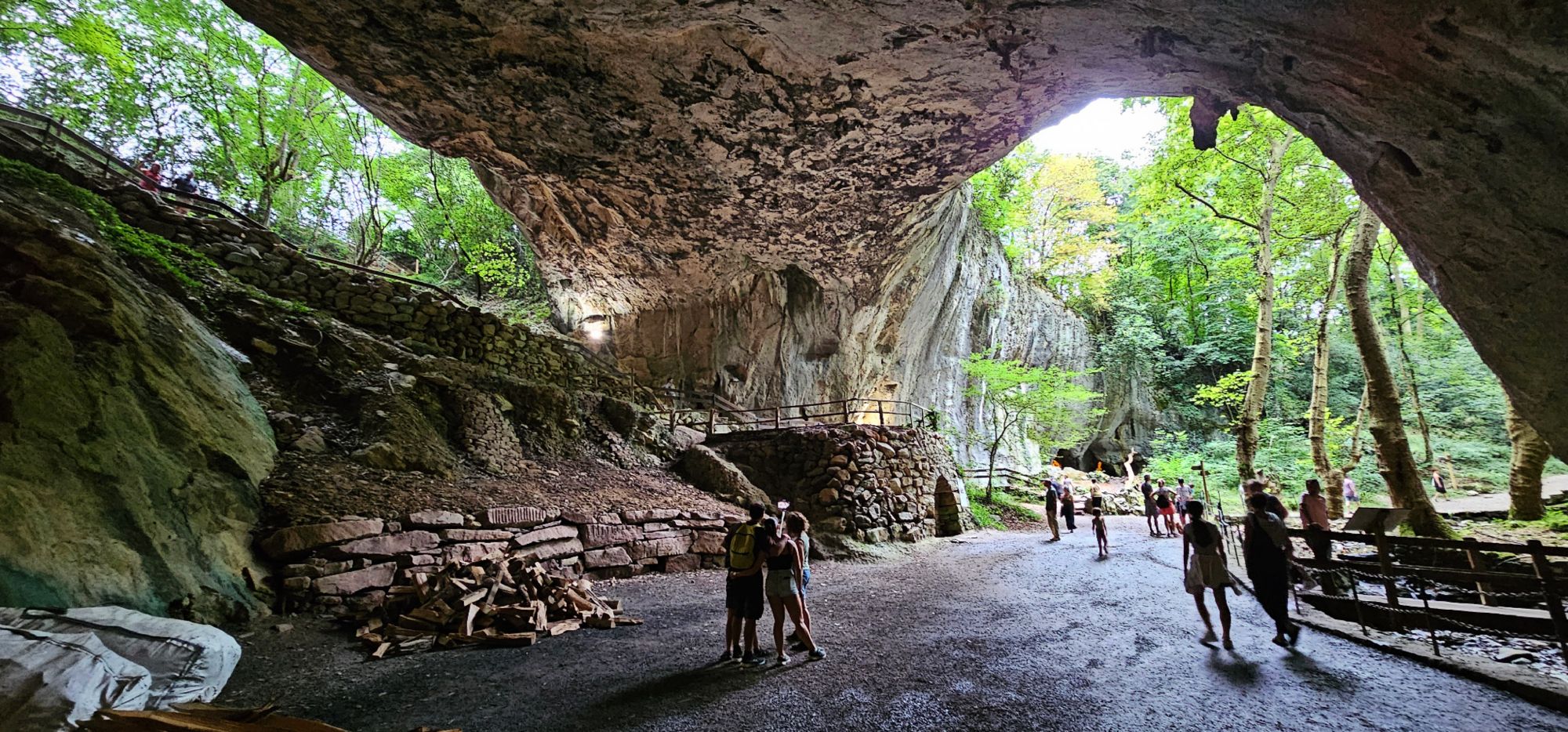 Ruta en Moto Zugarramurdi | Guía de Mototurismo, Navarra | SUKI ON THE ROAD
