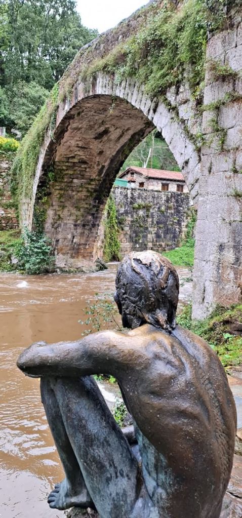 La leyenda del Hombre Pez de Liérganes: Mito, misterio y Ruta en Moto por los Valles Pasiegos y puertos Cántabros II. Guía de Mototurismo Cantabria | SUKI ON THE ROAD