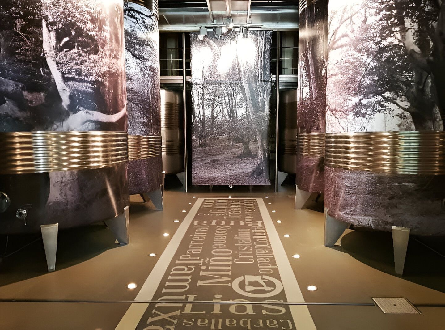 Enoturismo: Ruta del vino, Bodegas Lagar de Fornelos, en el corazón del Albariño. Guía de mototurismo Galicia | SUKI ON THE ROAD