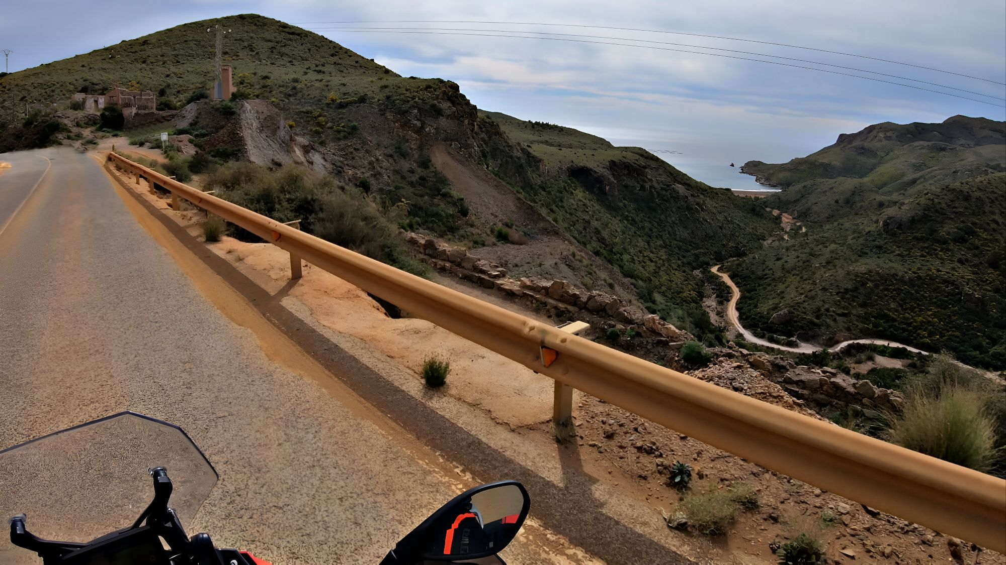 Ruta en Moto Cartagena y la Costa Cálida: entre historia, mar y calas escondidas. Guía de Mototurismo Murcia | SUKI ON THE ROAD