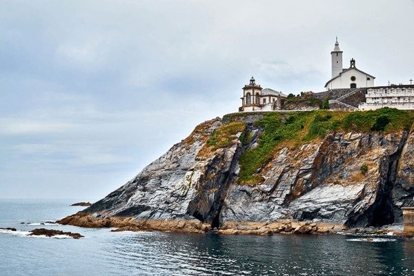Luarca, Asturias | Guía de Mototurismo SUKI ON THE ROAD