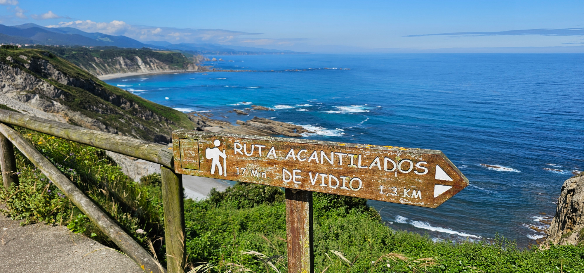 Cabo Vidio, el balcón del fin del mundo y el banco más bonito de Asturias. Guía de Mototurismo SUKI ON THE ROAD