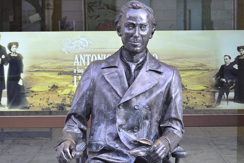 Tras los pasos de Machado en Soria: una ruta de versos y piedra