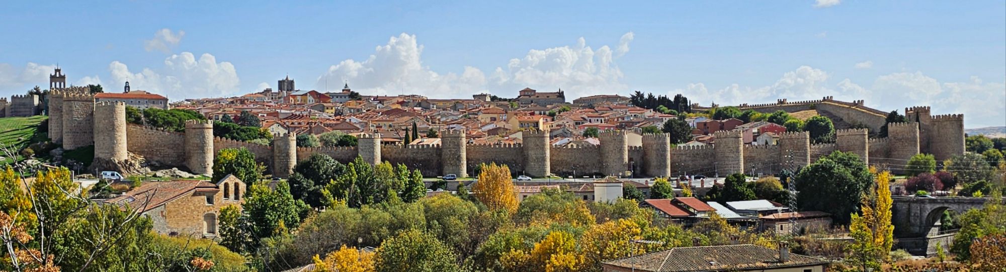 Qué ver en la Catedral de Ávila: historia, arte y secretos de una fortaleza gótica entre las catedrales más bonitas del mundo