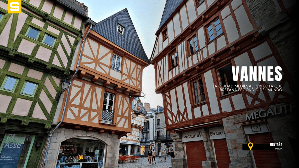 Vannes, joya medieval de Bretaña, murallas del siglo XIV, casas centenarias y el latido sereno del Golfo de Morbihan.